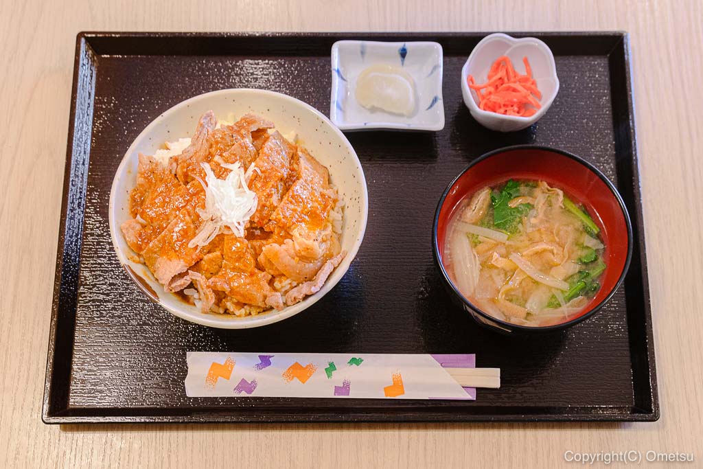 武蔵五日市「とんとん」の豚丼