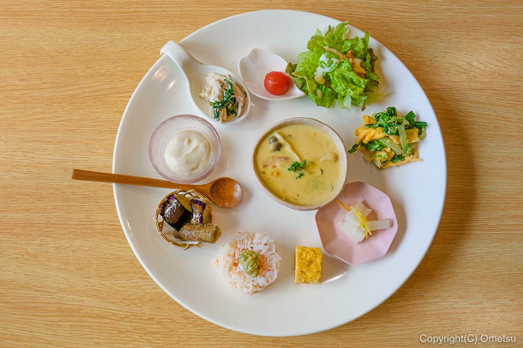 青梅・千ケ瀬の 「稀星」の前菜