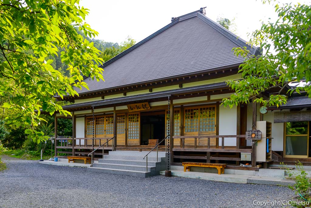 あきる野の古刹、徳雲院