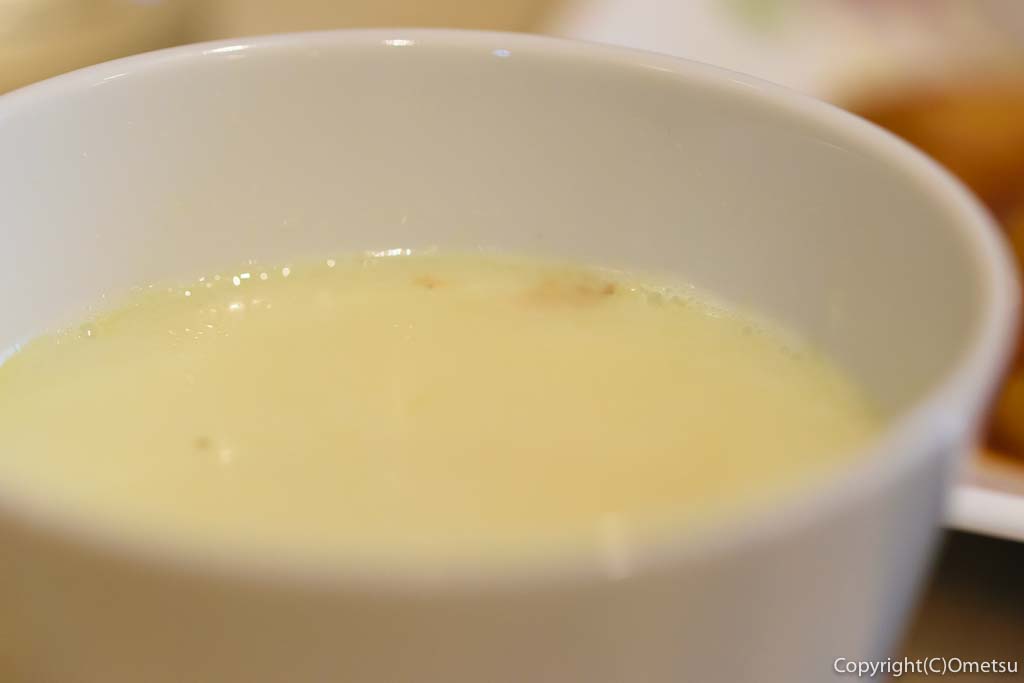 青梅・河辺のカフェ「もりのねこ」の豆乳スープ