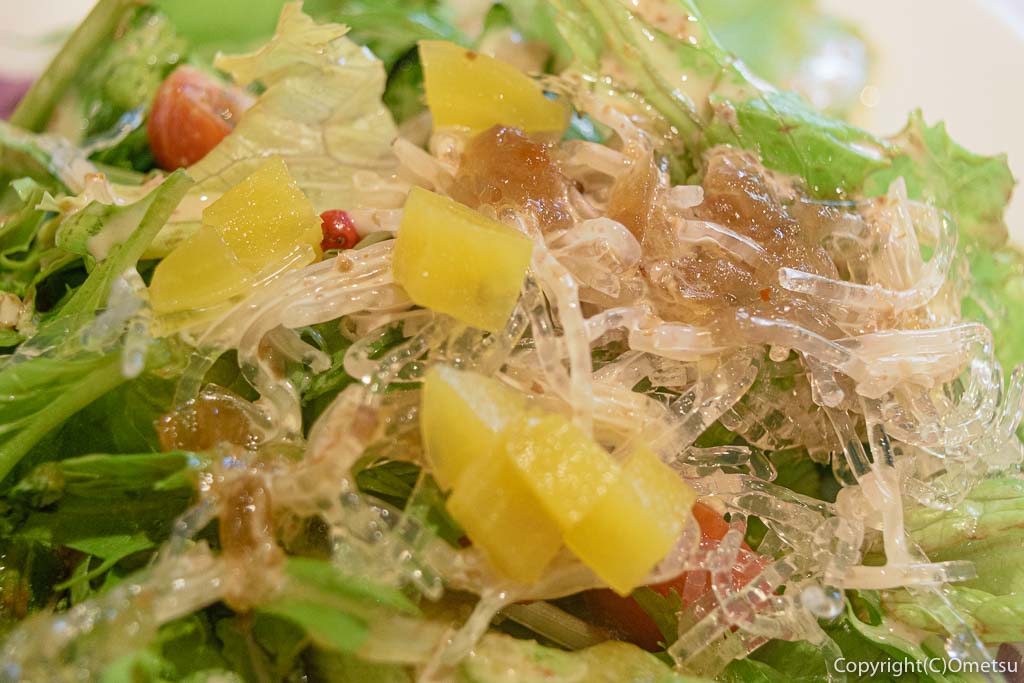 青梅・河辺のカフェ「もりのねこ」のサラダ