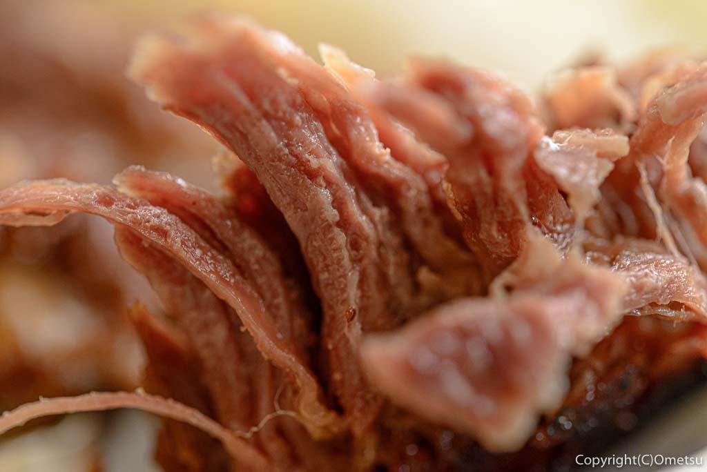 奥多摩町・日原の、食彩キッチン メイフライのスペアリブ