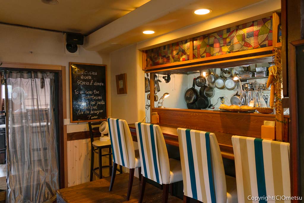 羽村市のHanenaka Cafeの店内