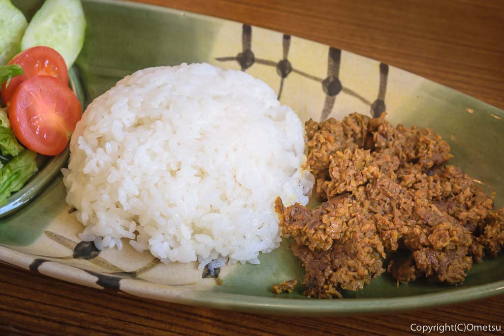 羽村市の、カフェ ヨコタンのドライカレー