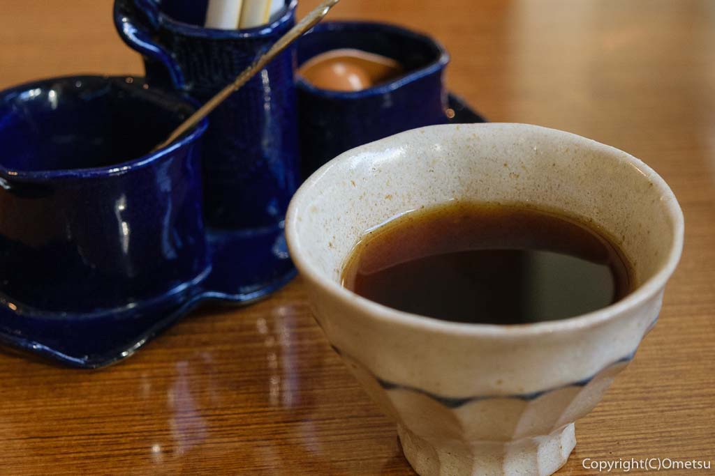 羽村市の、カフェ ヨコタンのドライカレーのサービスのコーヒー
