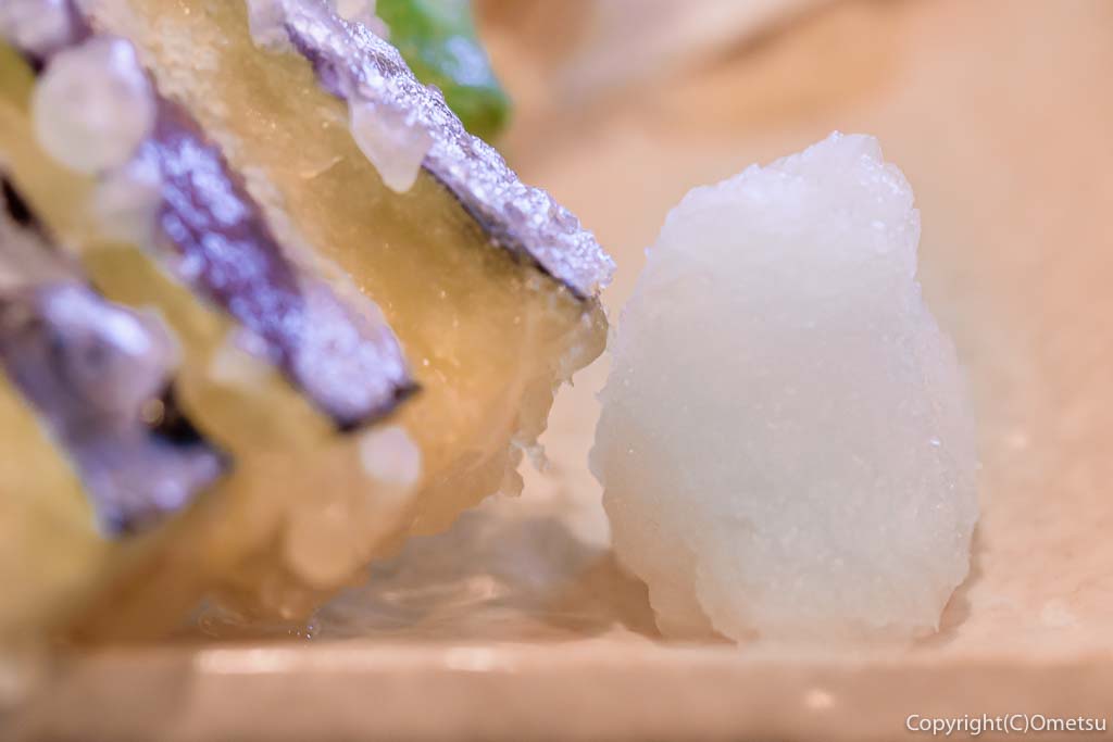 あきる野市・信州安曇野手打ち蕎麦 たか瀬の、野菜天ぷらせいろの、大根おろし