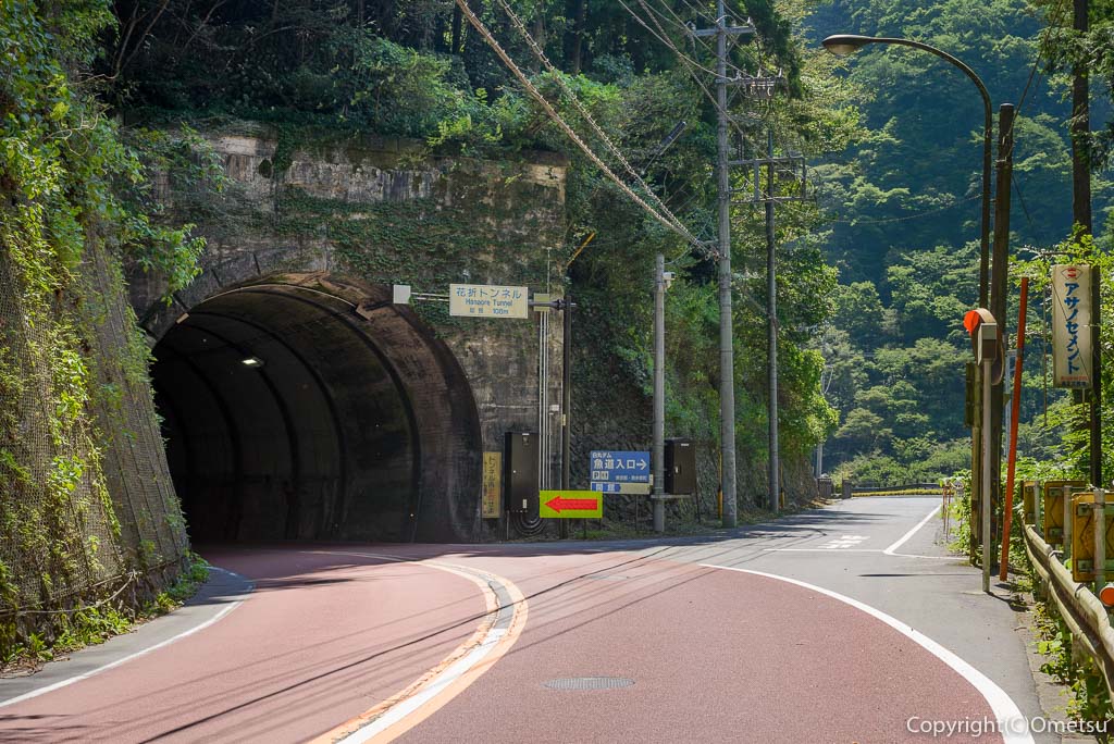 白丸ダム魚道 入り口の道