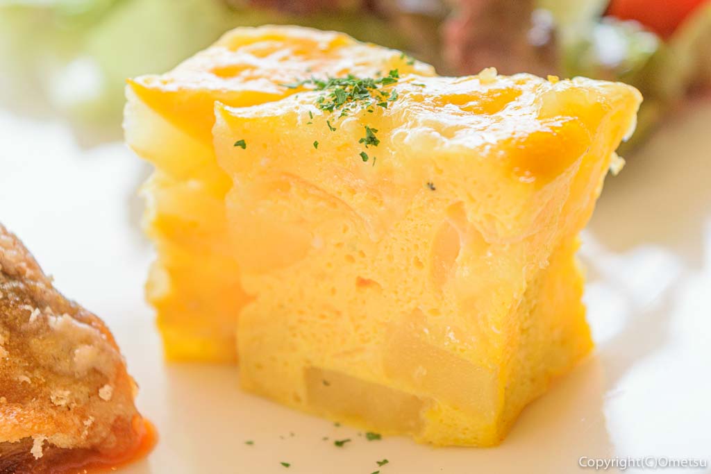 羽村「みんなのカフェ メリ・メロ」の今日のランチの卵のキッシュ