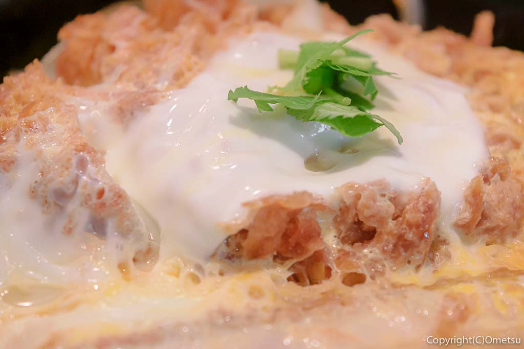 羽村市・小作台の丼専門店、味里丼の「三元豚 特上カツ丼」
