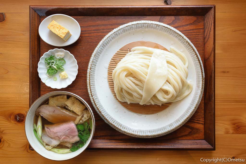 羽村市「手打ちうどん さかもと」の肉汁うどん