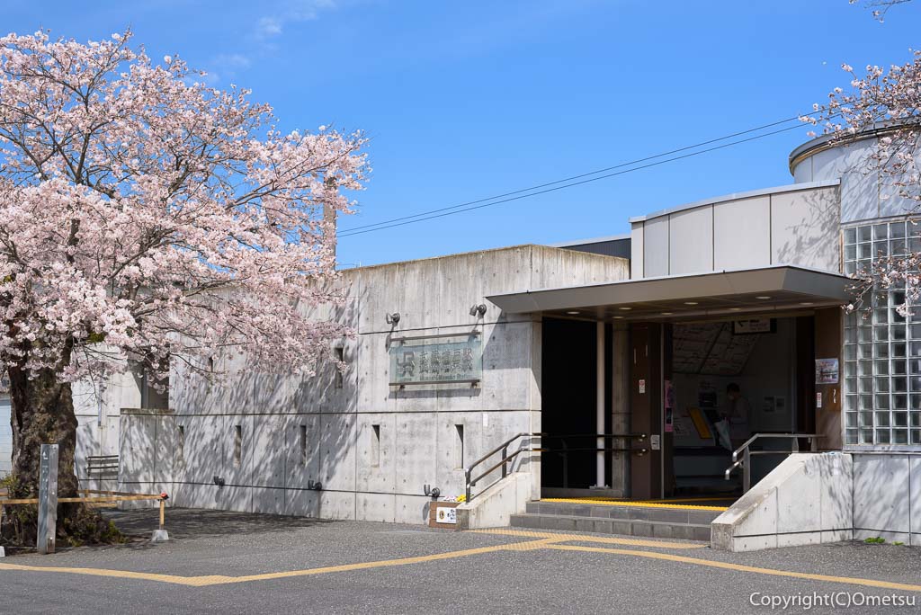 JR五日市線・武蔵増戸駅と桜