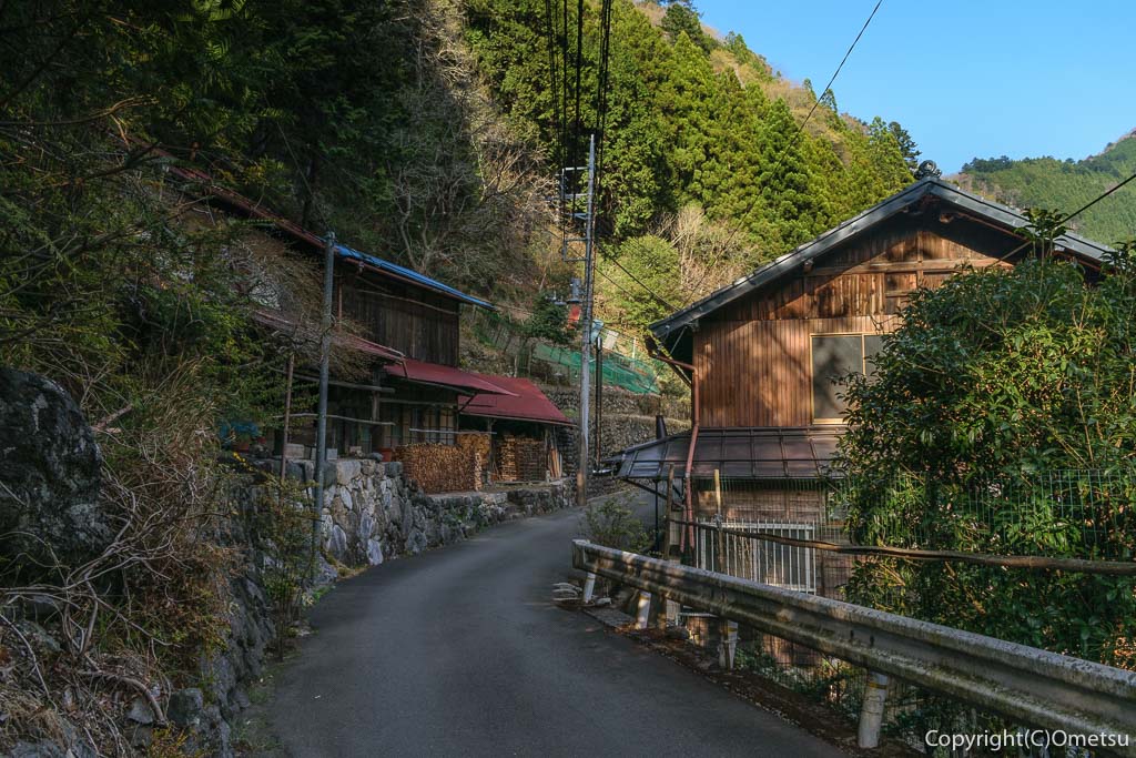 奥多摩町・奥多摩むかし道の民家