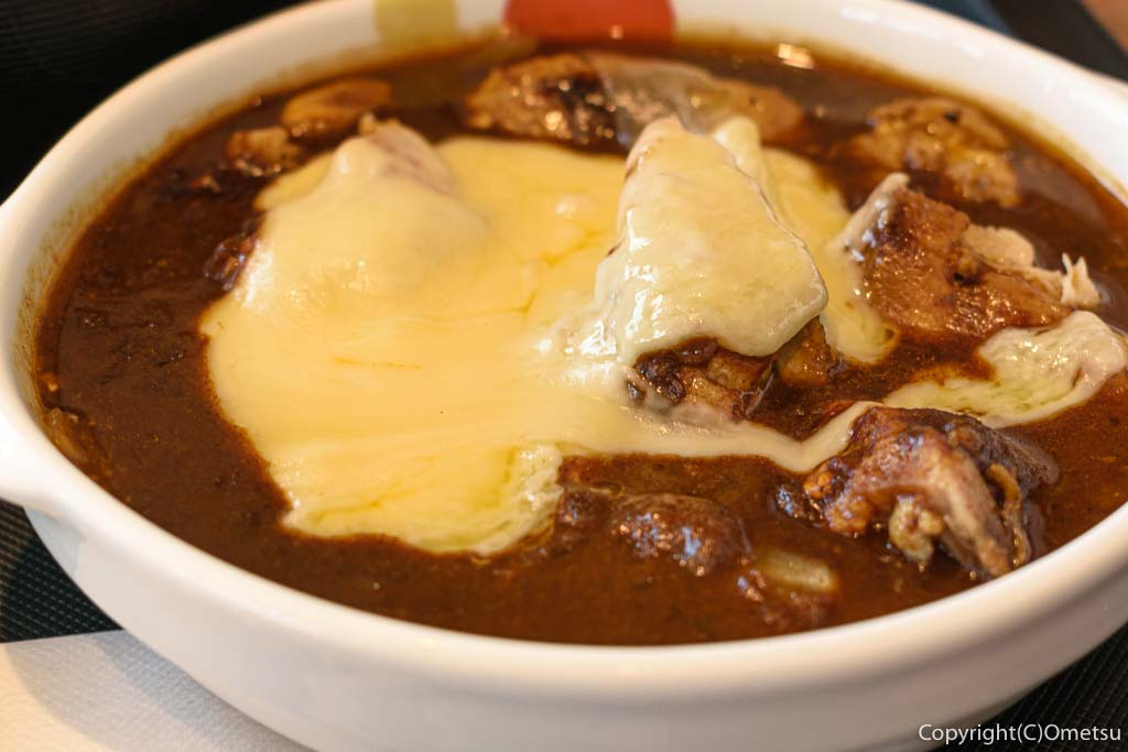 松屋の、たっぷりチーズのごろごろ煮込みチキンカレー