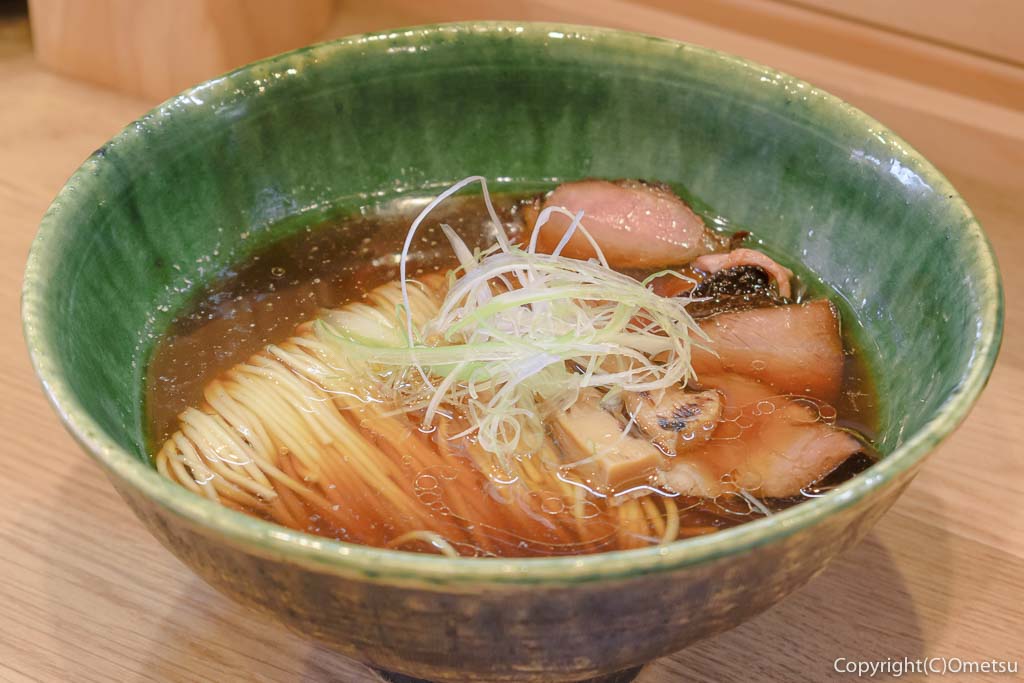 福生市「中華蕎麦 麺とスープ」の中華蕎麦