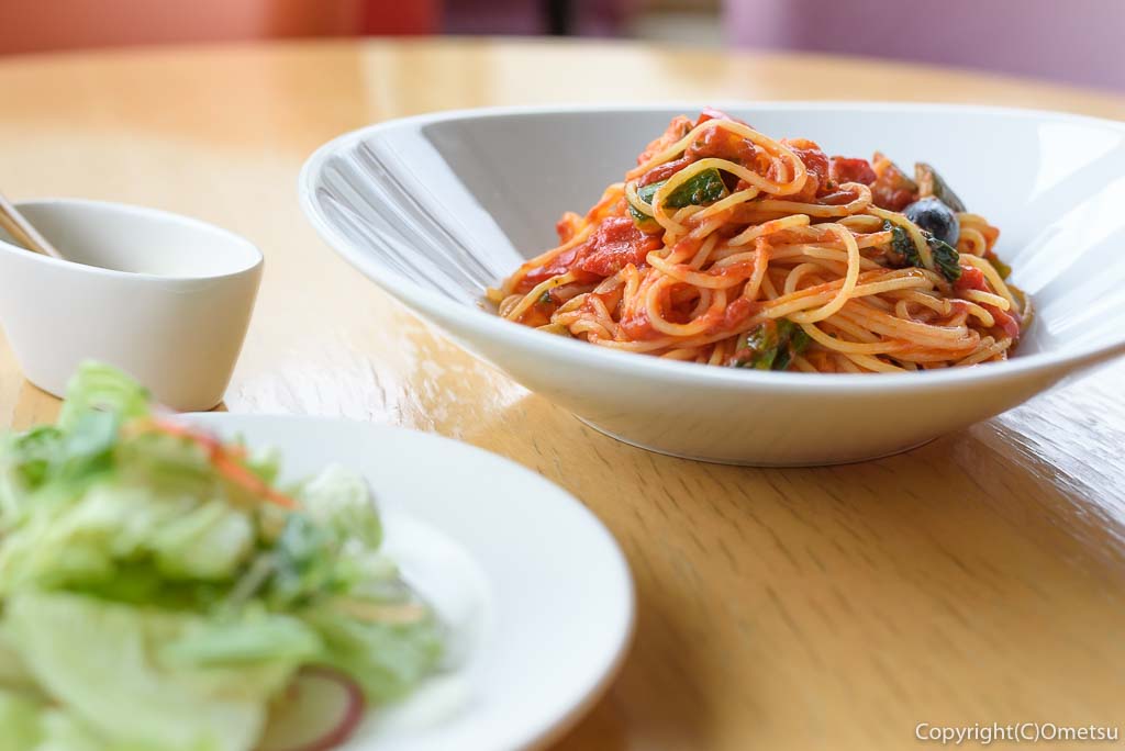 西友羽村店のカフェ、クーポールの、彩り野菜のトマトスパゲッティ