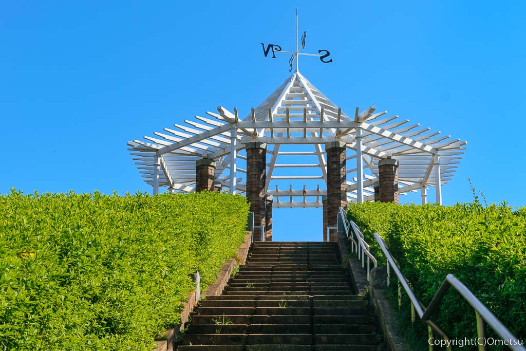 東京都あきる野市・都立秋留台公園の、展望台