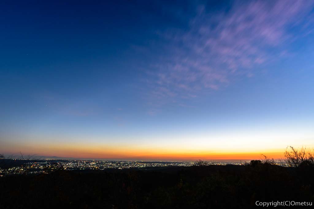 青梅市・長渕丘陵「赤ぼっこ」から、都心方面の夜景