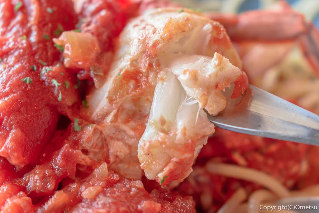 青梅市・河辺の、イタリアン「レストラン トスカーナ」の、渡り蟹のトマトスースのせスパゲティーの、身