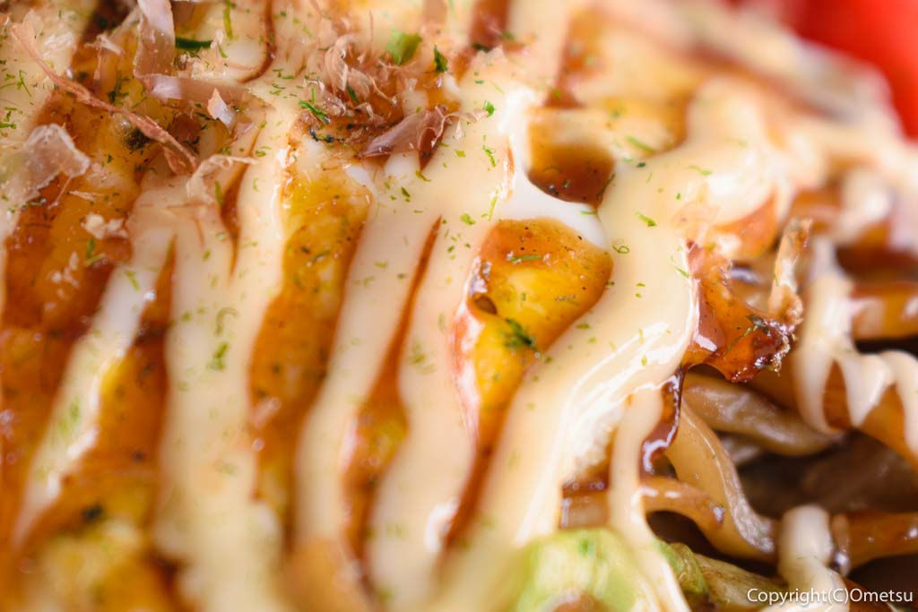 築地銀だこ・お好み焼きそばの、マヨネーズとソース