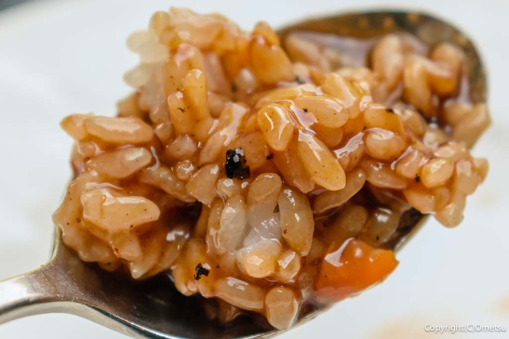 青梅市・成木のレストラン「コンブリオ」のテラスと、ソースライス