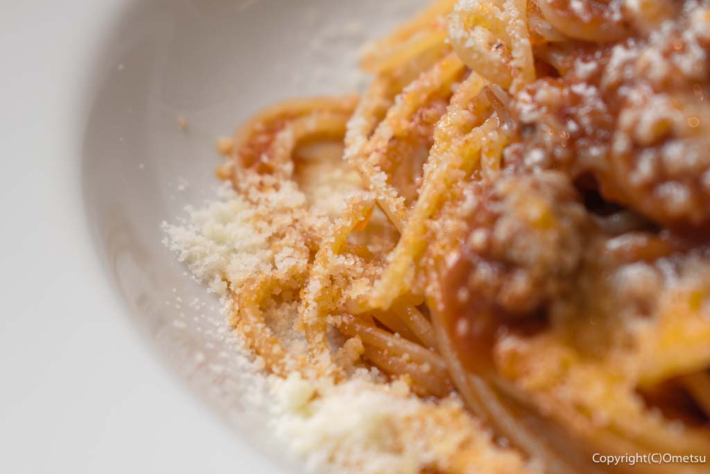 あきる野市・OSTERIA ALBERI（オステリア アルベリ）の、ボロネーゼの、チーズ