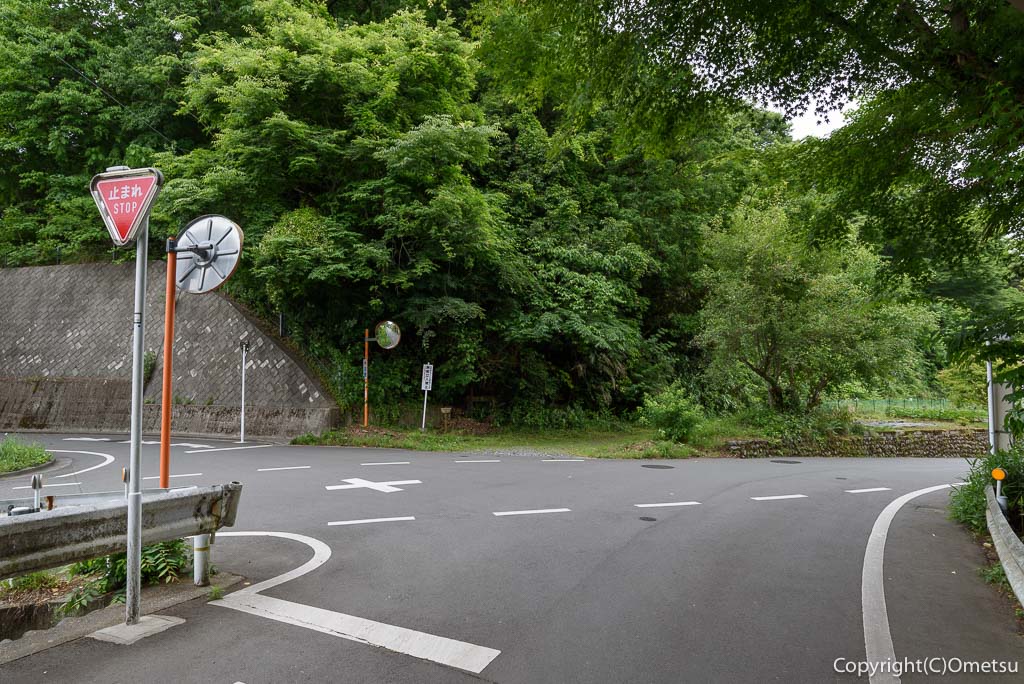 日の出町・幸神神社付近の交差点
