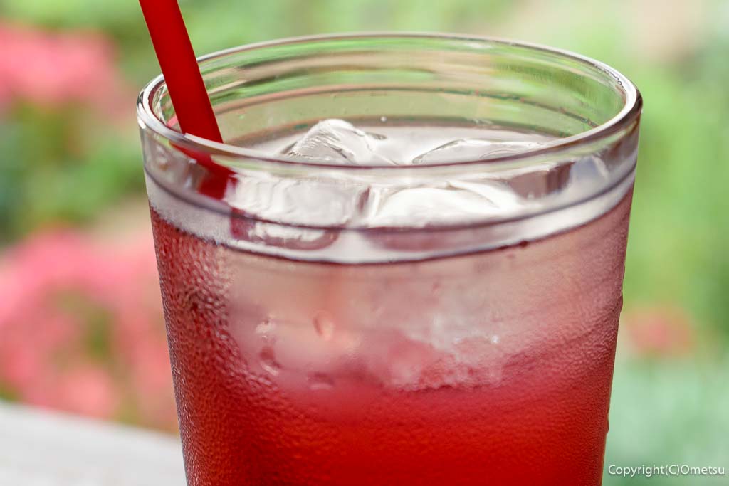 青梅市・今寺の「なかま亭」の、しそジュース