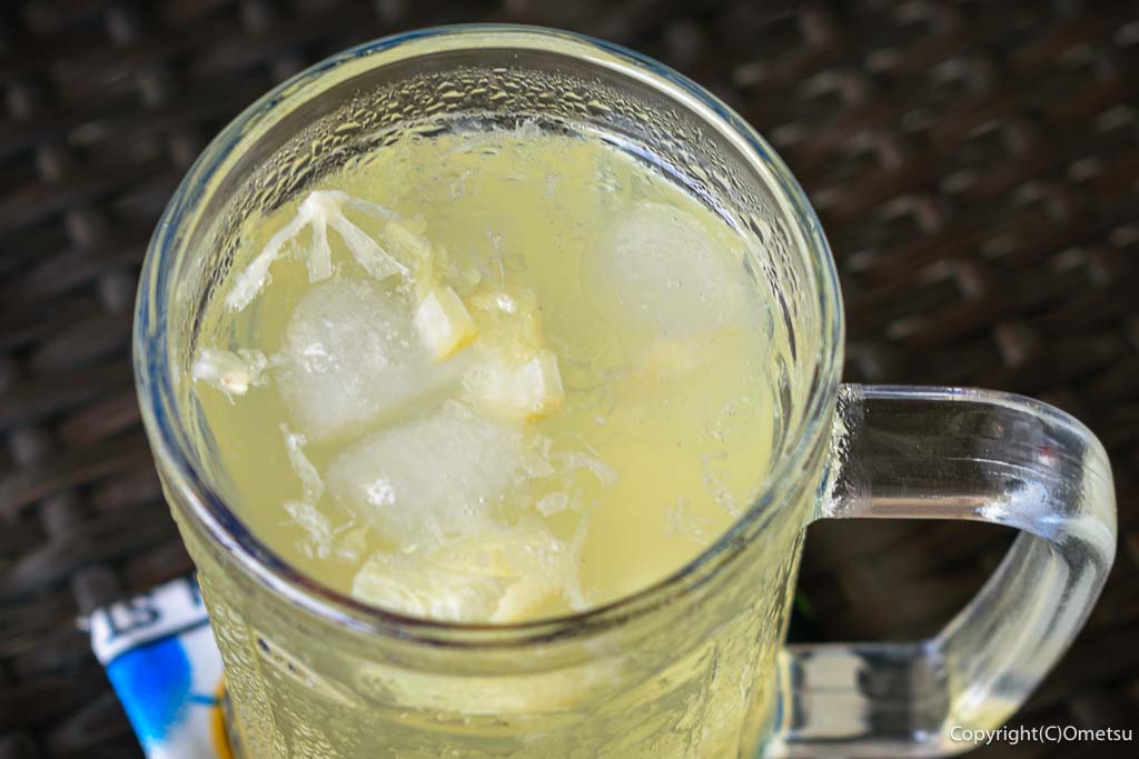 羽村の、Philia Cafe(フィリア カフェ)の、レモネードの氷