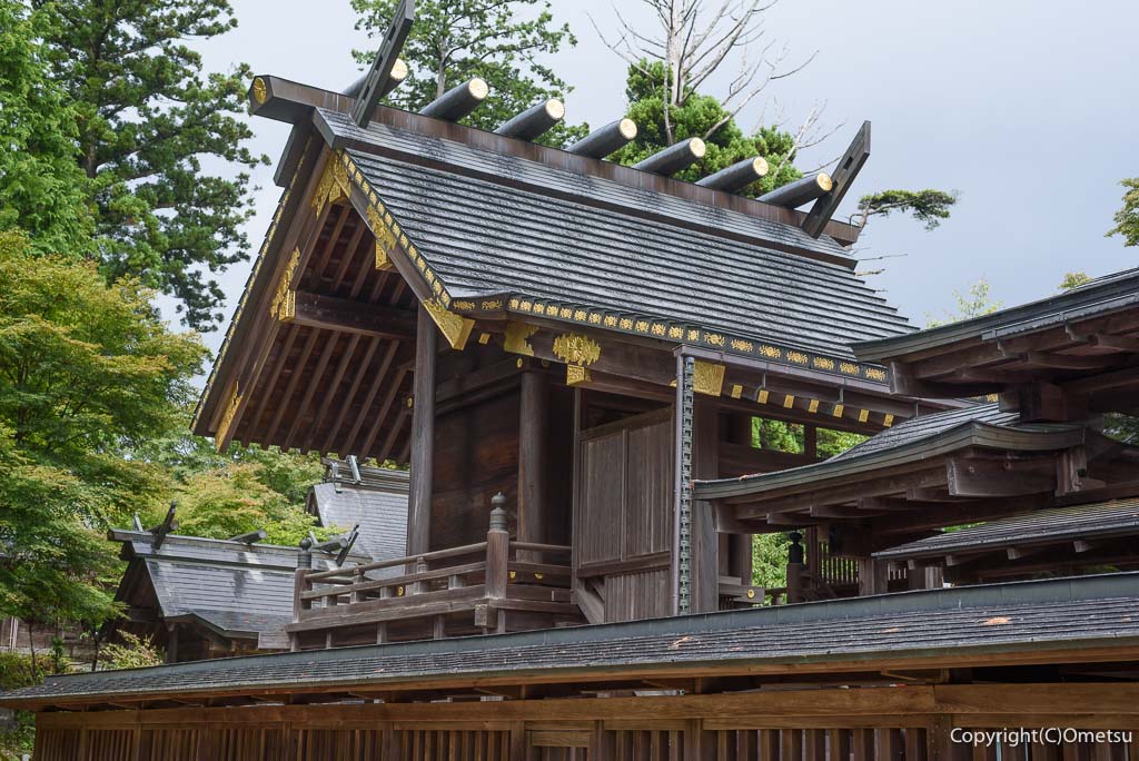 青梅・御岳山の、武蔵御嶽神社・幣殿・拝殿