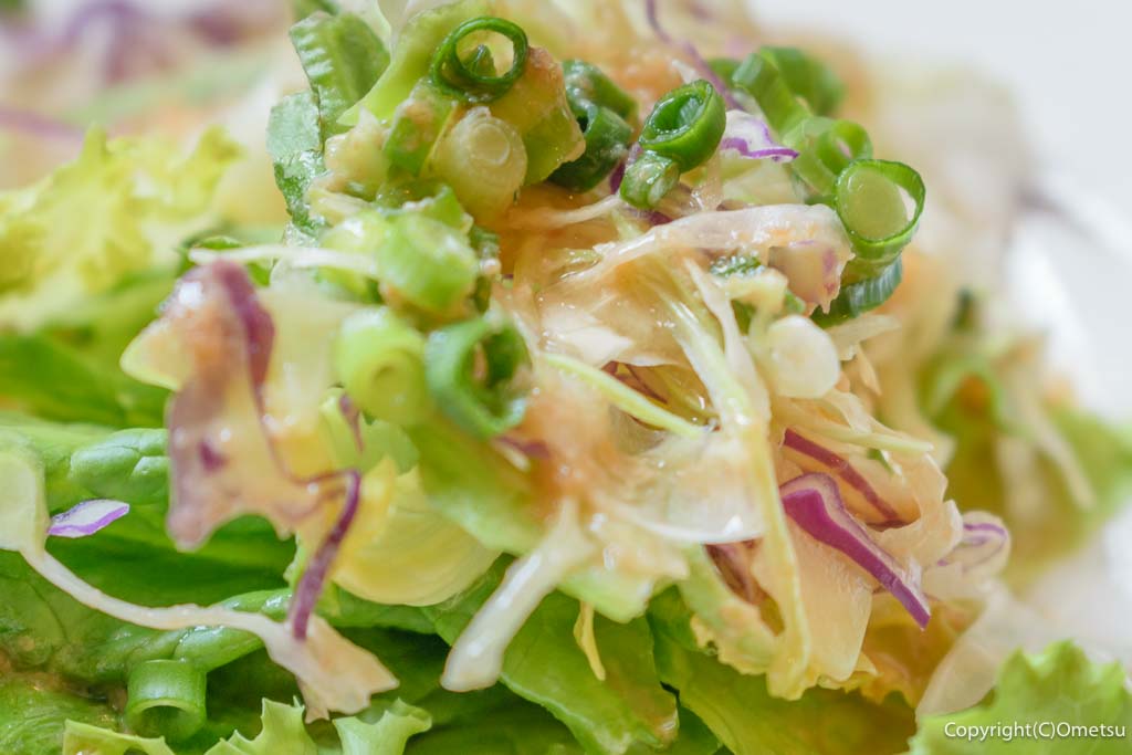 羽村駅東口のイタリアンレストラン「クレッシェレ」の、ランチ・サラダの野菜