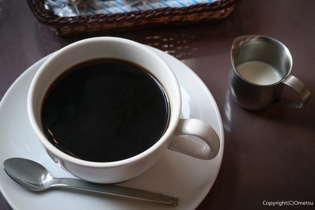 羽村駅東口のイタリアンレストラン「クレッシェレ」の、コーヒー