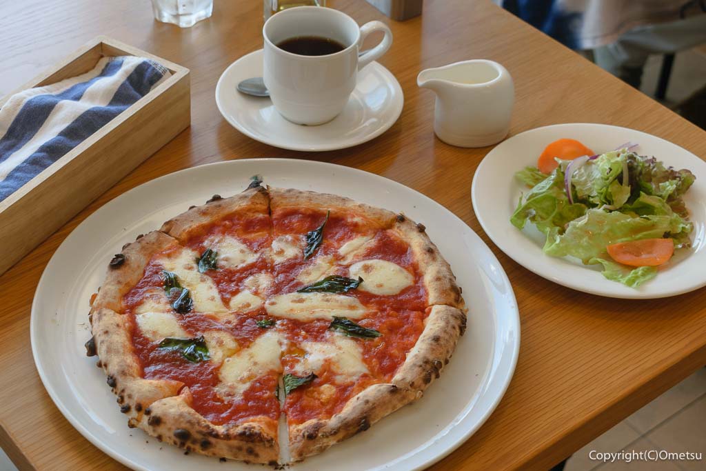 あきる野市のイタリアン「マエストロ ペスカ フィオーレ」のピッツァ・ランチセット