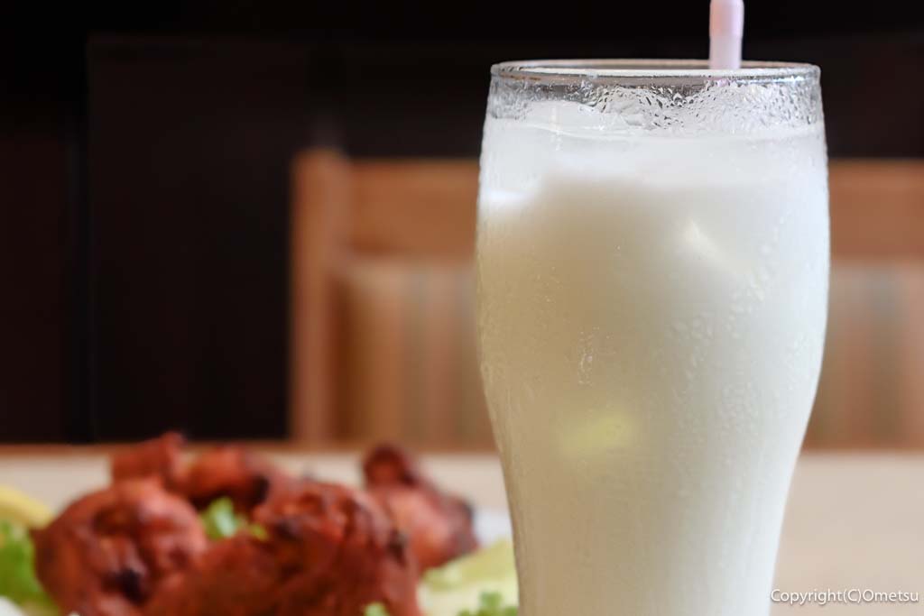 青梅市・青梅食堂の、ラッシー