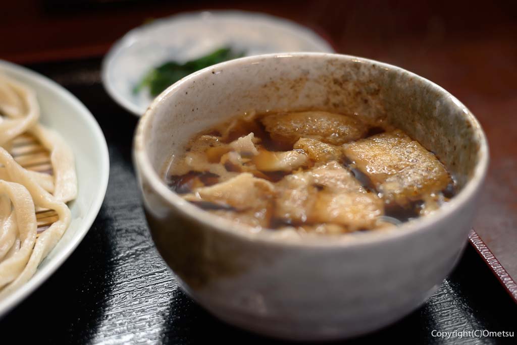 青梅市・千ヶ瀬の「手打ちうどん杉さん」の、肉汁