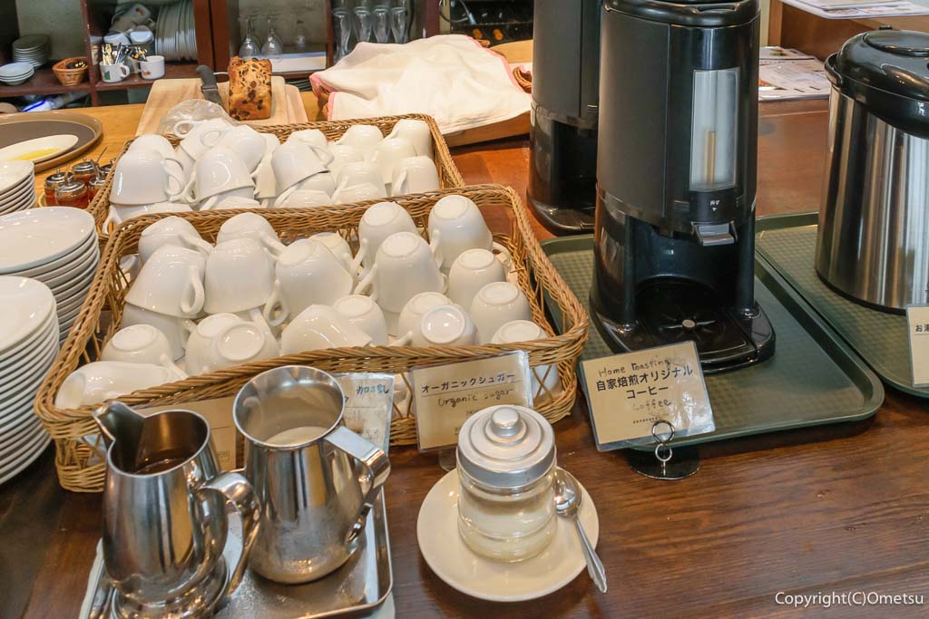 羽村「薪窯レストラン ZONAVOCE」の、ドリンクコーナー