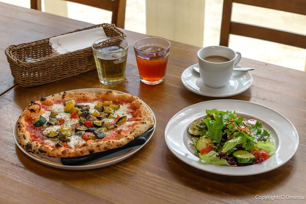 羽村「薪窯レストラン ZONAVOCE」の、薪窯ピッツア・ランチセット