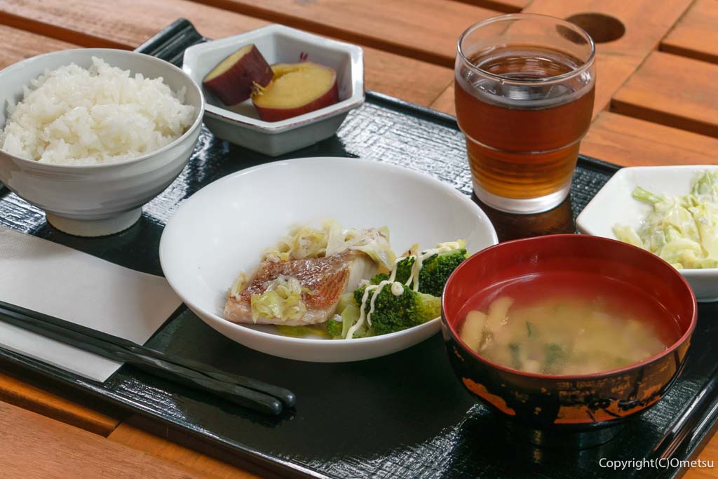 拝島「ゆいま～る食堂 ひだまり」の、定食