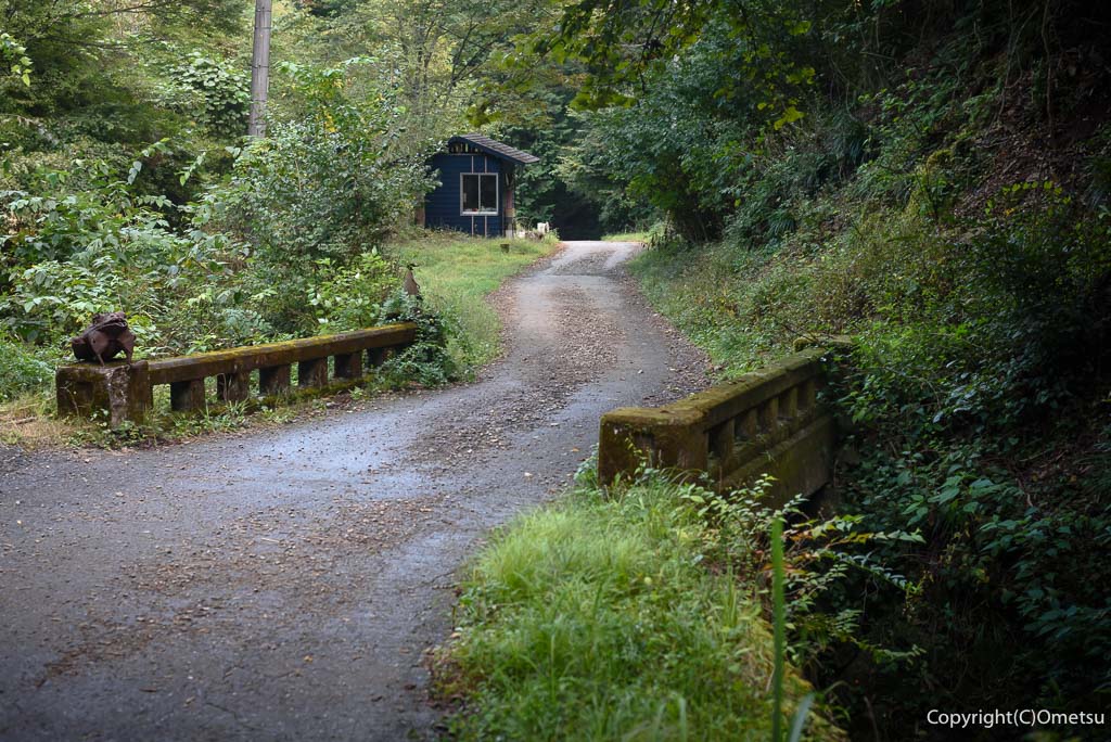 日の出山・登山口付近の橋