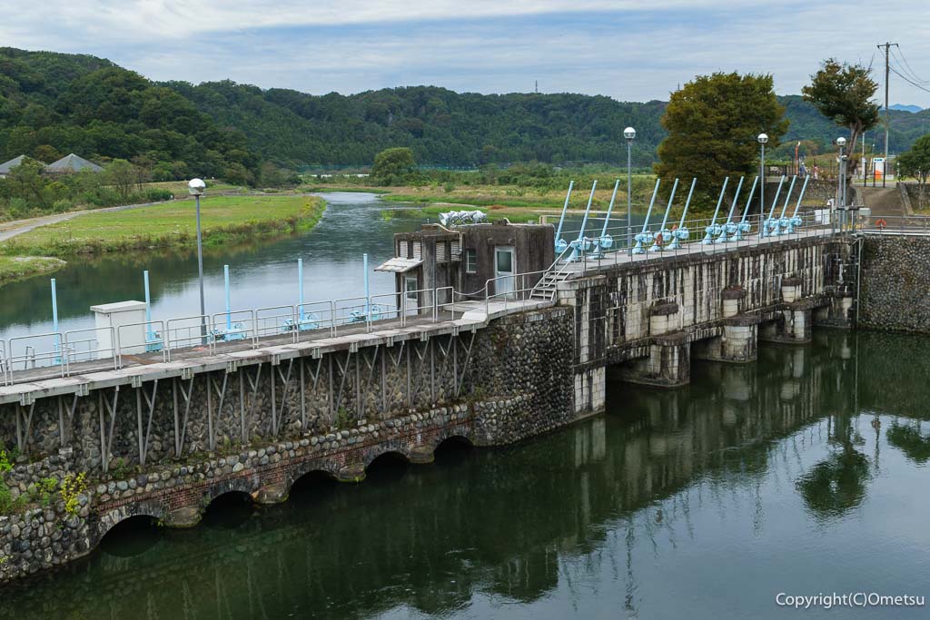 羽村の堰・取水口