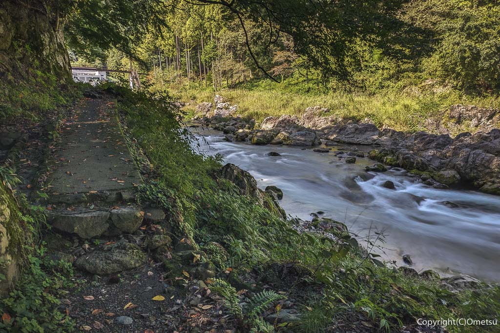青梅市・御岳渓谷の、遊歩道