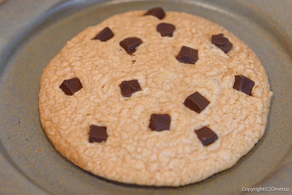 青梅市のカフェ「コーヒーとおやつ Capital」の、チョコチャンククッキー