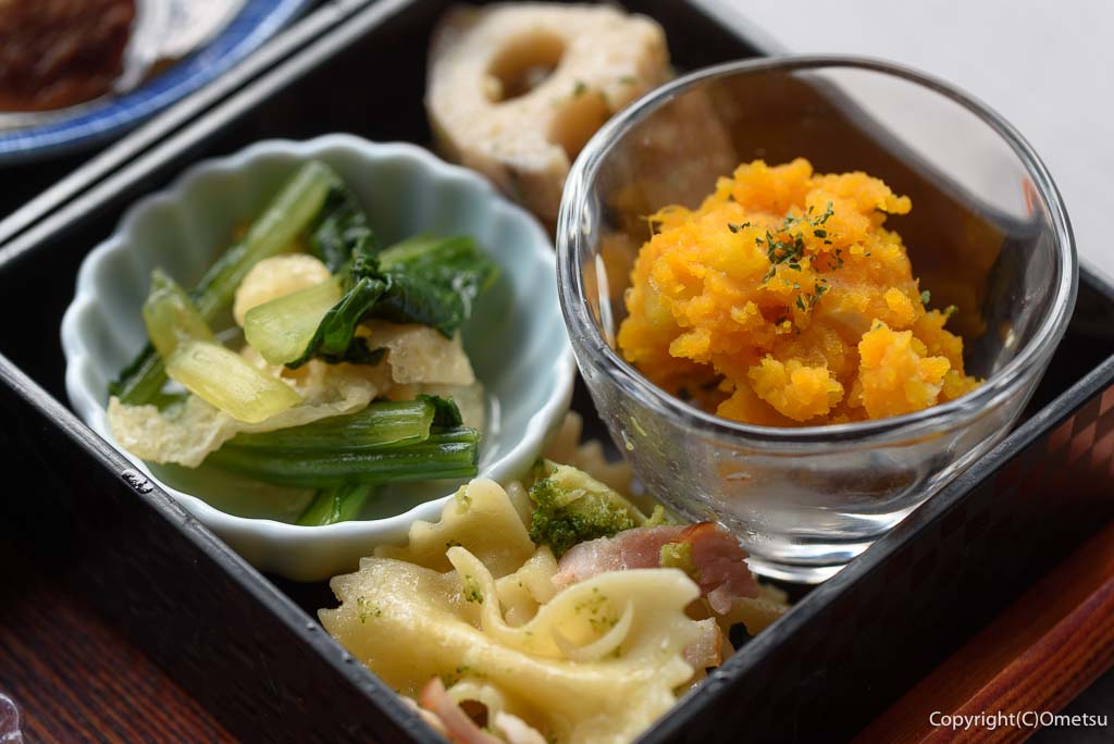 奥多摩町・御岳渓谷の「グリーマム」の、お惣菜