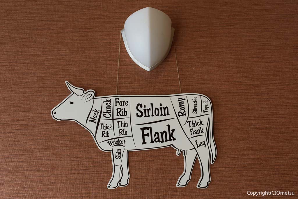 福生「洋食SAKA道」の店内のボード