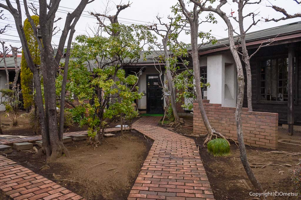 羽村のカフェ・樹樹のエントランス