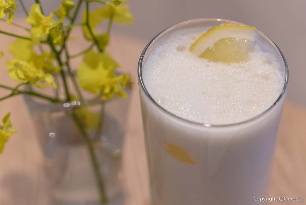 青梅市・上町の、Surrender（サレンダー）の、ラッシー