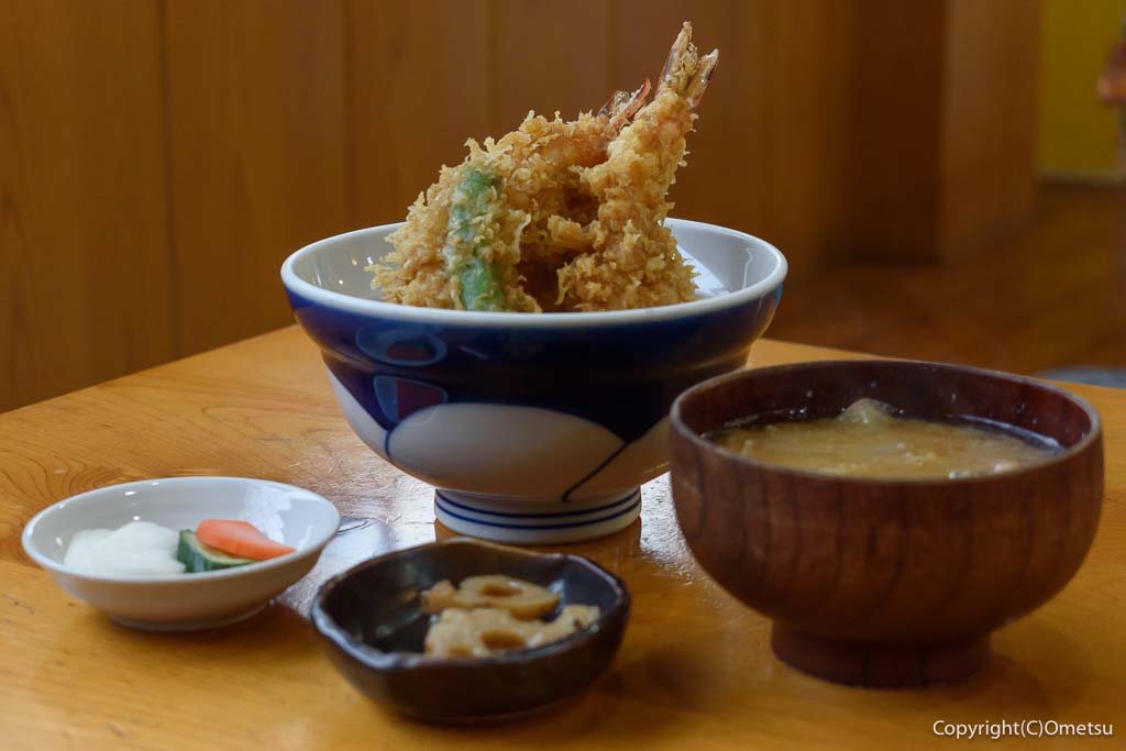 青梅市・河辺「ひのき茶屋」の、天丼