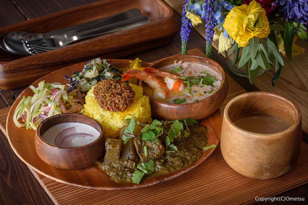 あきる野・OWNP内の、EarthCafeの、カレー