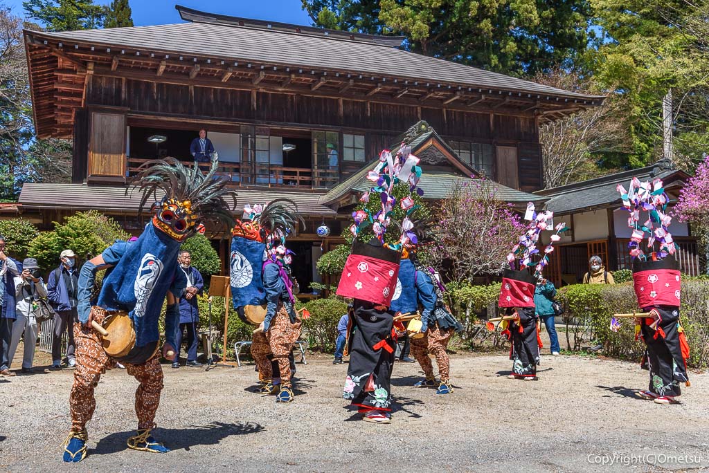 青梅市・高水山古式獅子舞