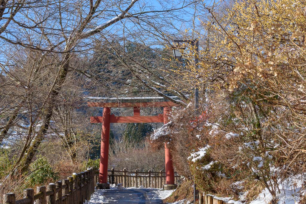 青梅・御岳山、参道と鳥居