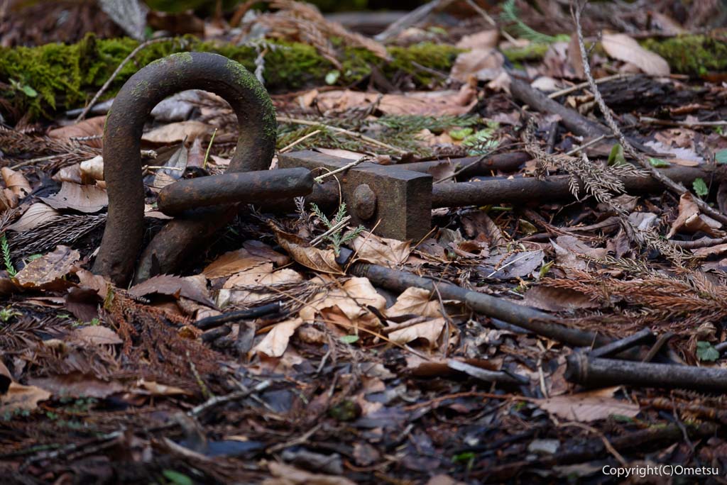 青梅市 雷電鉱山・二俣尾専用線の廃線跡の、アンカー
